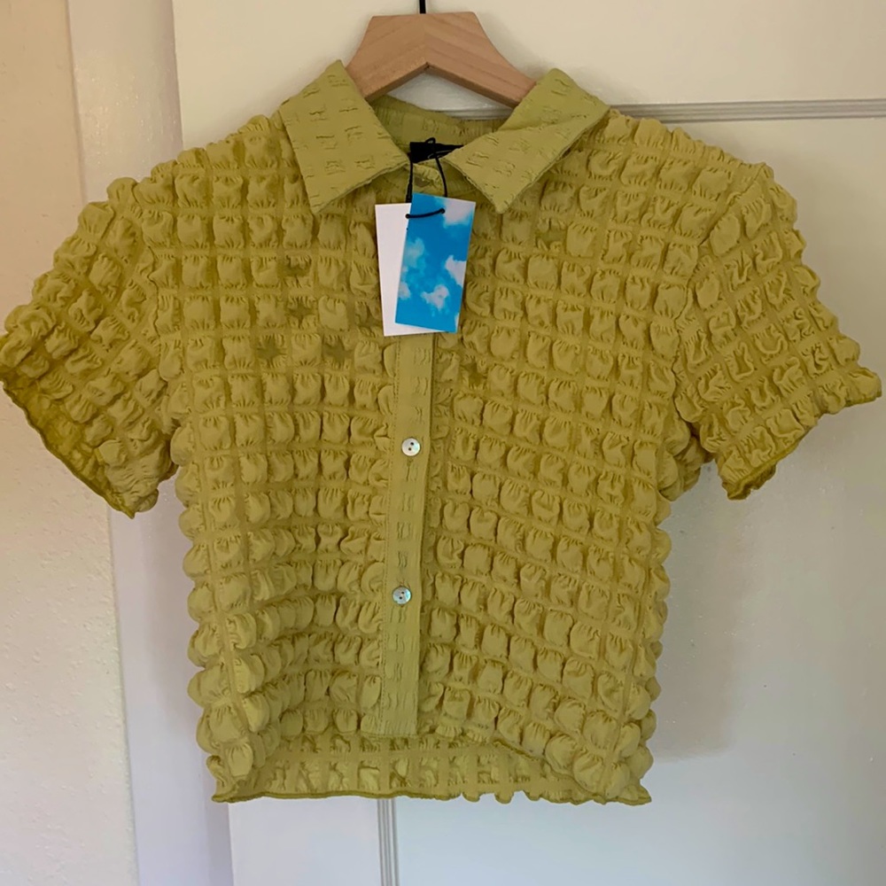 Button down stretchy yellow green cute